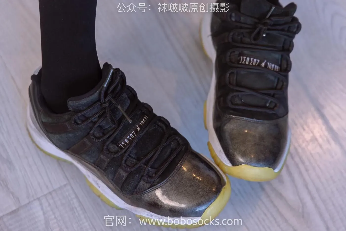 [BoBoSocks袜啵啵]NO.130 稚予-两双穿脏篮球鞋、厚黑丝 [145P]插图2